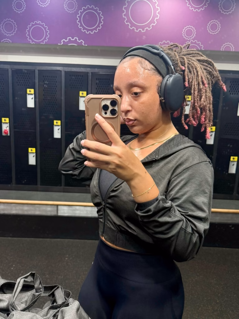 Low Side Ponytail With Headband and Over-Ear Headphones