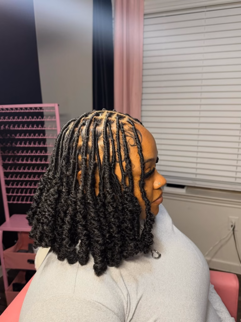 Bob Locs with Curly Rod-Set Ends
