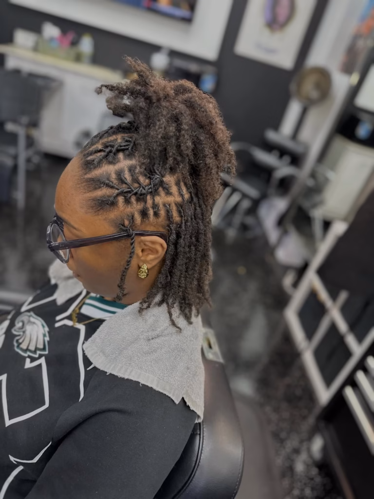 Diagonal Diamond Rows with Curly Top and Bob Length